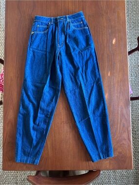 Vintage 80’s dead stock high waisted pleated Sasson jeans
